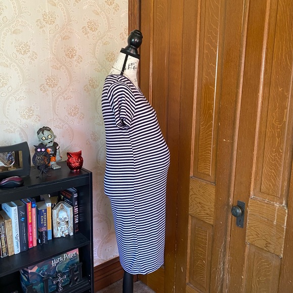 Motherhood Ribbed Stripe Maternity Dress - Picture 4 of 8